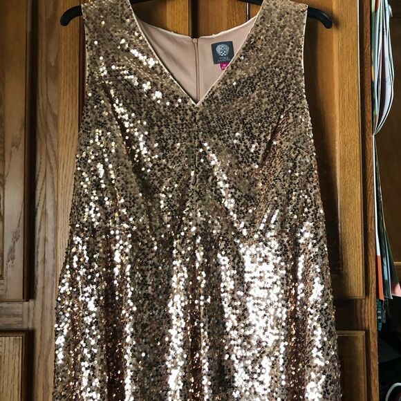 NWT Vince Camuto Sequin V-Neck Blouson Fit & Flare Dress Rose Gold Plus Size 14W - Picture 4 of 12